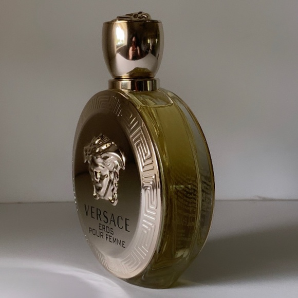 VERSACE EROS POUR FEMME - BRAND NEW - Picture 2 of 5